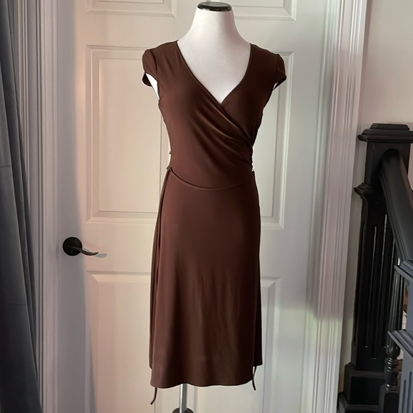 Laundry By Shelli Segal Dresses & Skirts - Laundry by Shelli Segall faux wrap dress.